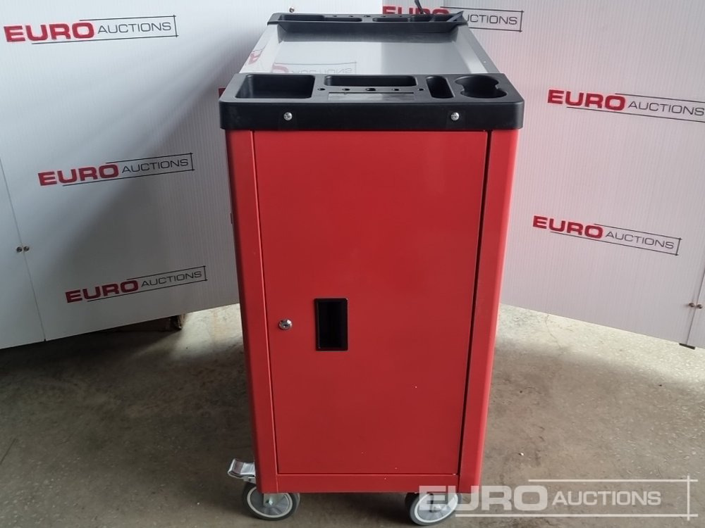 Unused Boss Roller Tool Chest, 7 Drawer, Side Storage Compartment, 258 Piece Tool Set (Red) - Vybavenie garáže/ Dielne: obrázok 2 Unused Boss Roller Tool Chest, 7 Drawer, Side Storage Compartment, 258 Piece Tool Set (Red) - Vybavenie garáže/ Dielne: obrázok 2