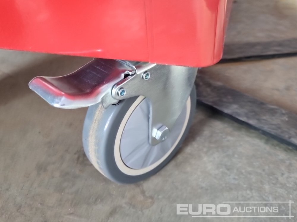 Vybavenie garáže/ Dielne Unused Boss Roller Tool Chest, 7 Drawer, Side Storage Compartment, 258 Piece Tool Set (Red): obrázok 11