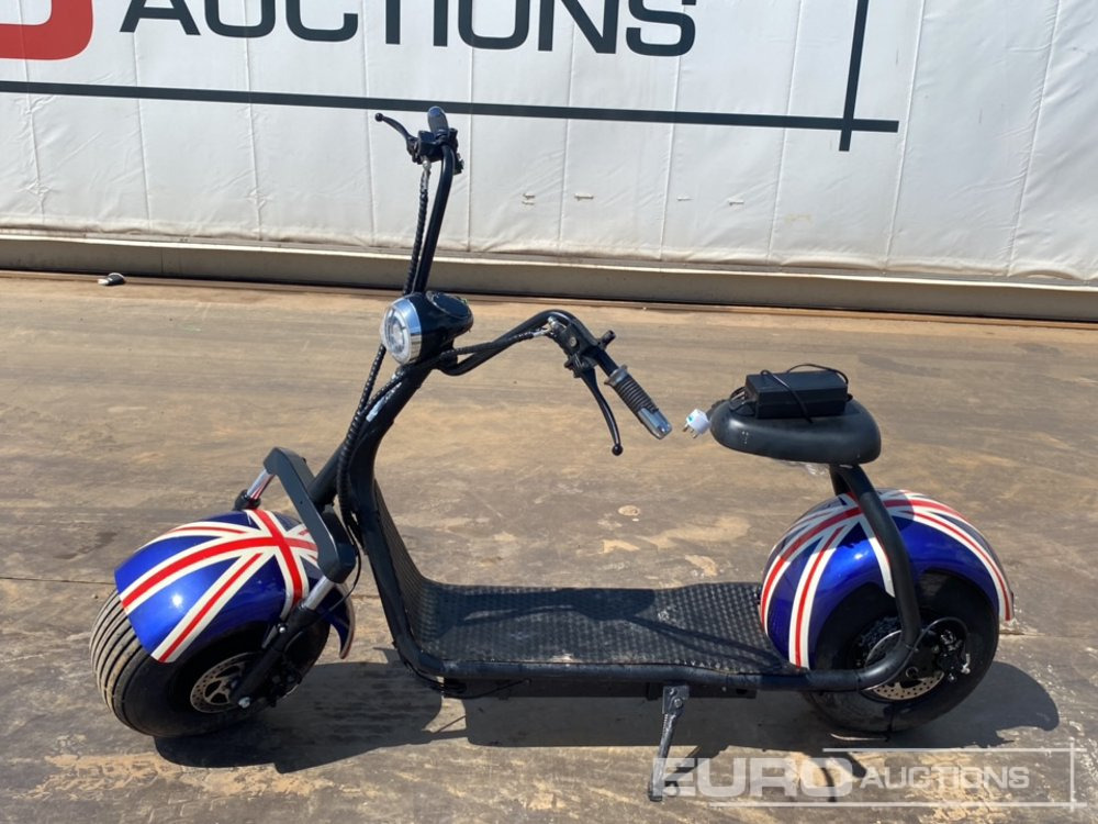 Unused City Coco Electric Scooter (Charger in Office) - ATV/ Štvorkolka: obrázok 2 Unused City Coco Electric Scooter (Charger in Office) - ATV/ Štvorkolka: obrázok 2
