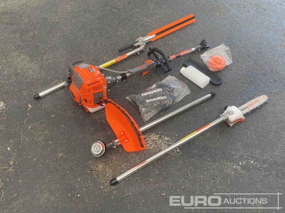 Unused Daewoo DAMT430 42cc Petrol Multi Tool (2 of) - Vybavenie garáže/ Dielne: obrázok 1 Unused Daewoo DAMT430 42cc Petrol Multi Tool (2 of) - Vybavenie garáže/ Dielne: obrázok 1