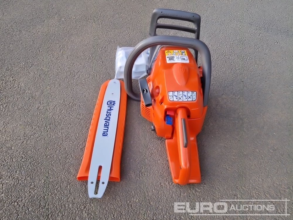 Unused Husqvarna 120 Mark II 14" Petrol Chain Saw - Vybavenie garáže/ Dielne: obrázok 5 Unused Husqvarna 120 Mark II 14" Petrol Chain Saw - Vybavenie garáže/ Dielne: obrázok 5