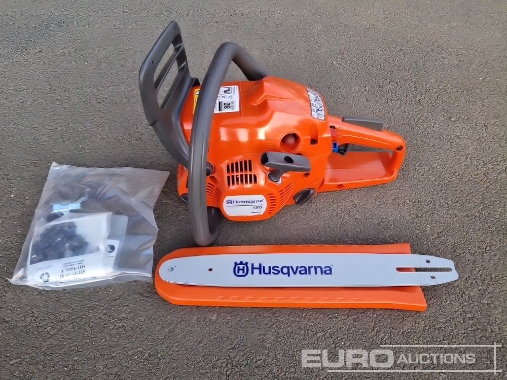 Unused Husqvarna 120 Mark II 14" Petrol Chain Saw - Vybavenie garáže/ Dielne: obrázok 2 Unused Husqvarna 120 Mark II 14" Petrol Chain Saw - Vybavenie garáže/ Dielne: obrázok 2