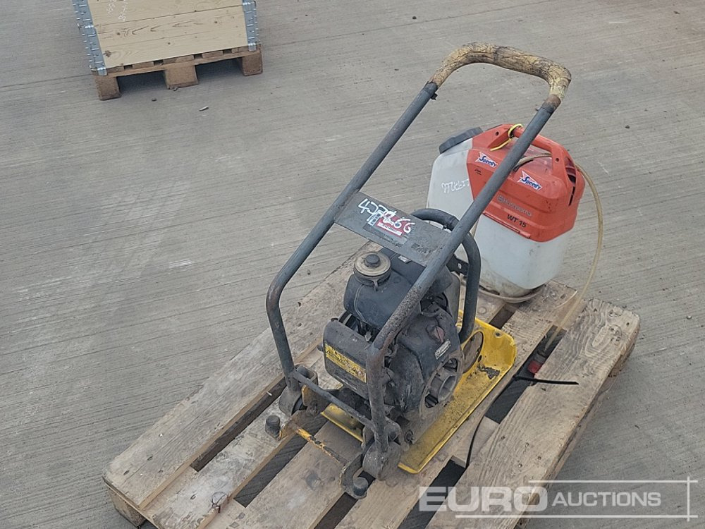 Wacker Neuson Diesel Compaction Plate (Spares), Husqvarna Battery Powered Water Tank - Asfaltovací stroj: obrázok 5 Wacker Neuson Diesel Compaction Plate (Spares), Husqvarna Battery Powered Water Tank - Asfaltovací stroj: obrázok 5