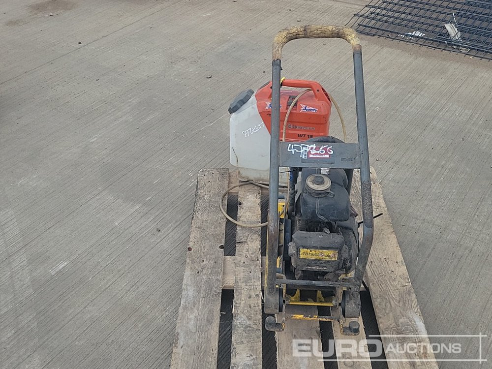 Wacker Neuson Diesel Compaction Plate (Spares), Husqvarna Battery Powered Water Tank - Asfaltovací stroj: obrázok 4 Wacker Neuson Diesel Compaction Plate (Spares), Husqvarna Battery Powered Water Tank - Asfaltovací stroj: obrázok 4