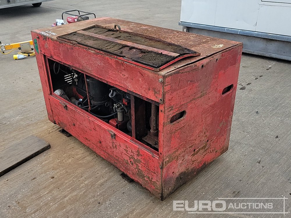 Welder Generator, Kubota Engine (Parts Missing) - Elektrický generátor: obrázok 3 Welder Generator, Kubota Engine (Parts Missing) - Elektrický generátor: obrázok 3