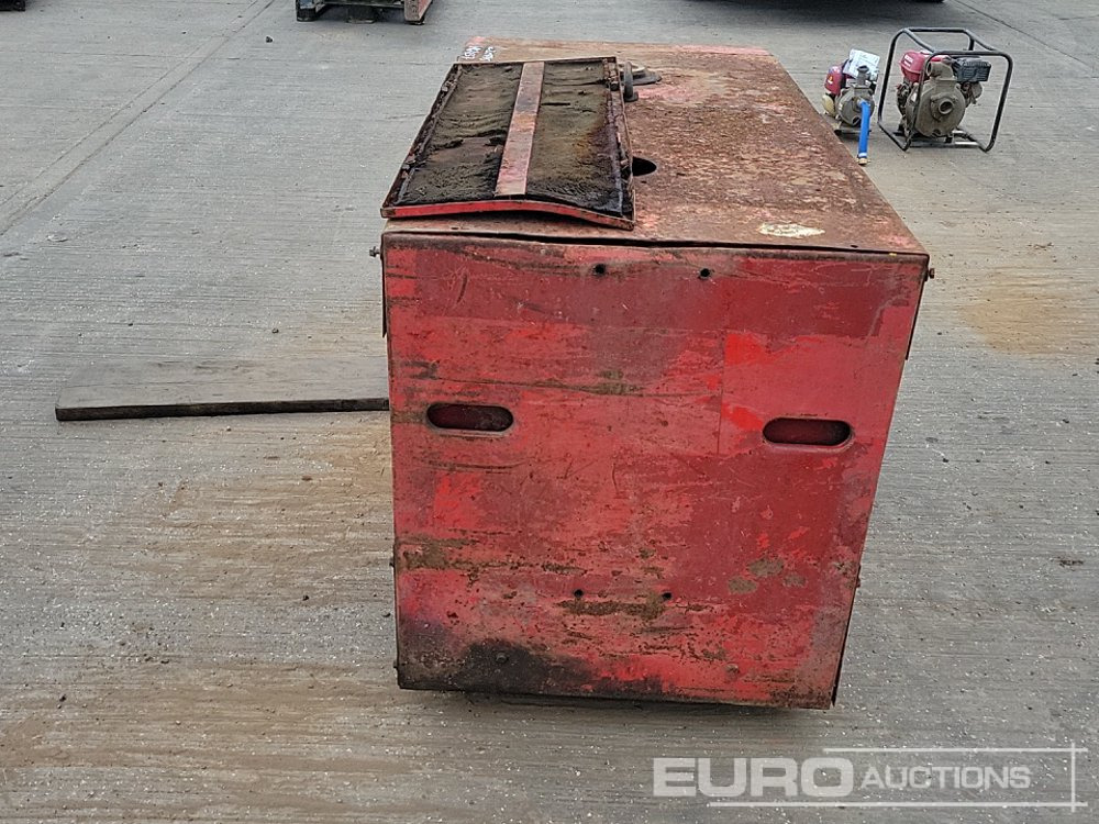 Welder Generator, Kubota Engine (Parts Missing) - Elektrický generátor: obrázok 4 Welder Generator, Kubota Engine (Parts Missing) - Elektrický generátor: obrázok 4