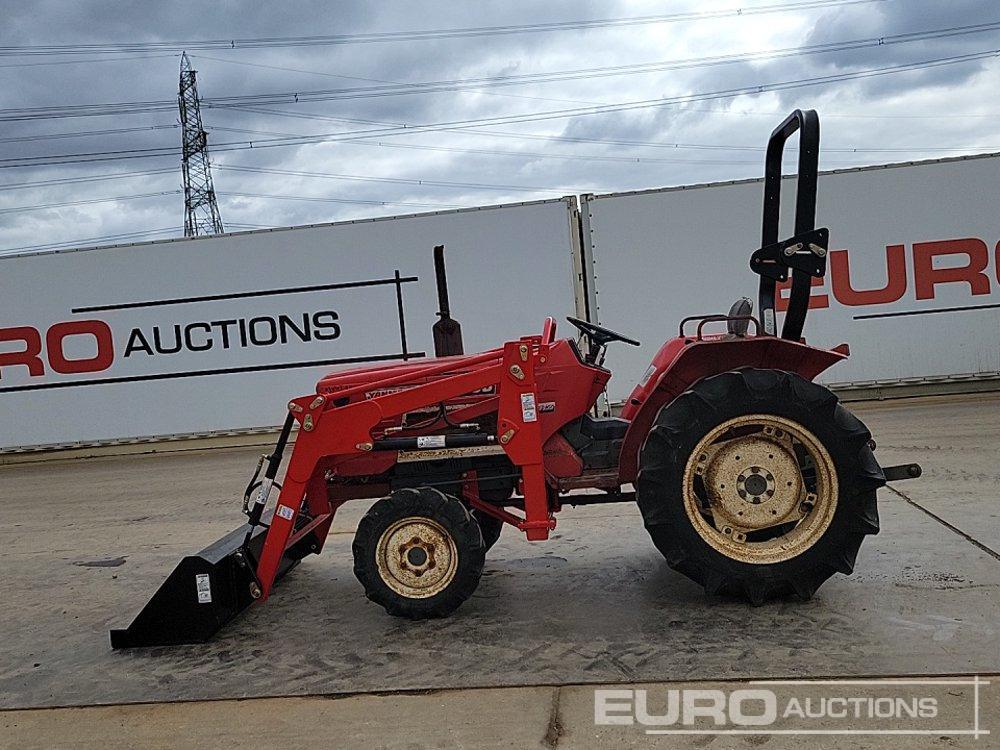 Yanmar YM2402D - Kompaktný traktor: obrázok 2 Yanmar YM2402D - Kompaktný traktor: obrázok 2