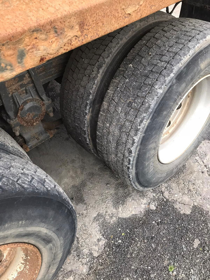 Mercedes-Benz Actros 3240 Tipper - Sklápač: obrázok 2 Mercedes-Benz Actros 3240 Tipper - Sklápač: obrázok 2