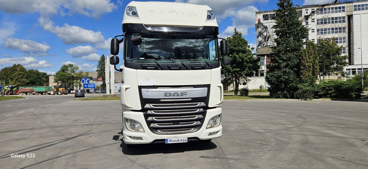 DAF XF 105.460 - Ťahač: obrázok 2 DAF XF 105.460 - Ťahač: obrázok 2