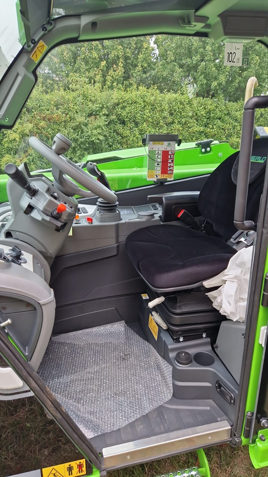 Merlo nuovo TF30.9-G - Traktor: obrázok 5 Merlo nuovo TF30.9-G - Traktor: obrázok 5