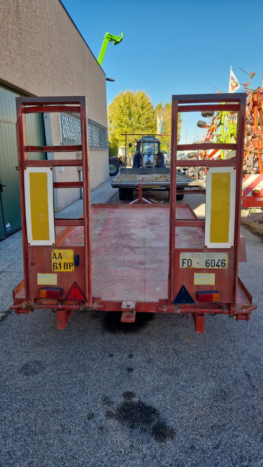 Rimorchio usato omologato 50 q.li - Príves podvalník: obrázok 2 Rimorchio usato omologato 50 q.li - Príves podvalník: obrázok 2