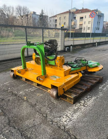 Salf macchine agricole TP-180 - Záhradná kosačka: obrázok 4 Salf macchine agricole TP-180 - Záhradná kosačka: obrázok 4