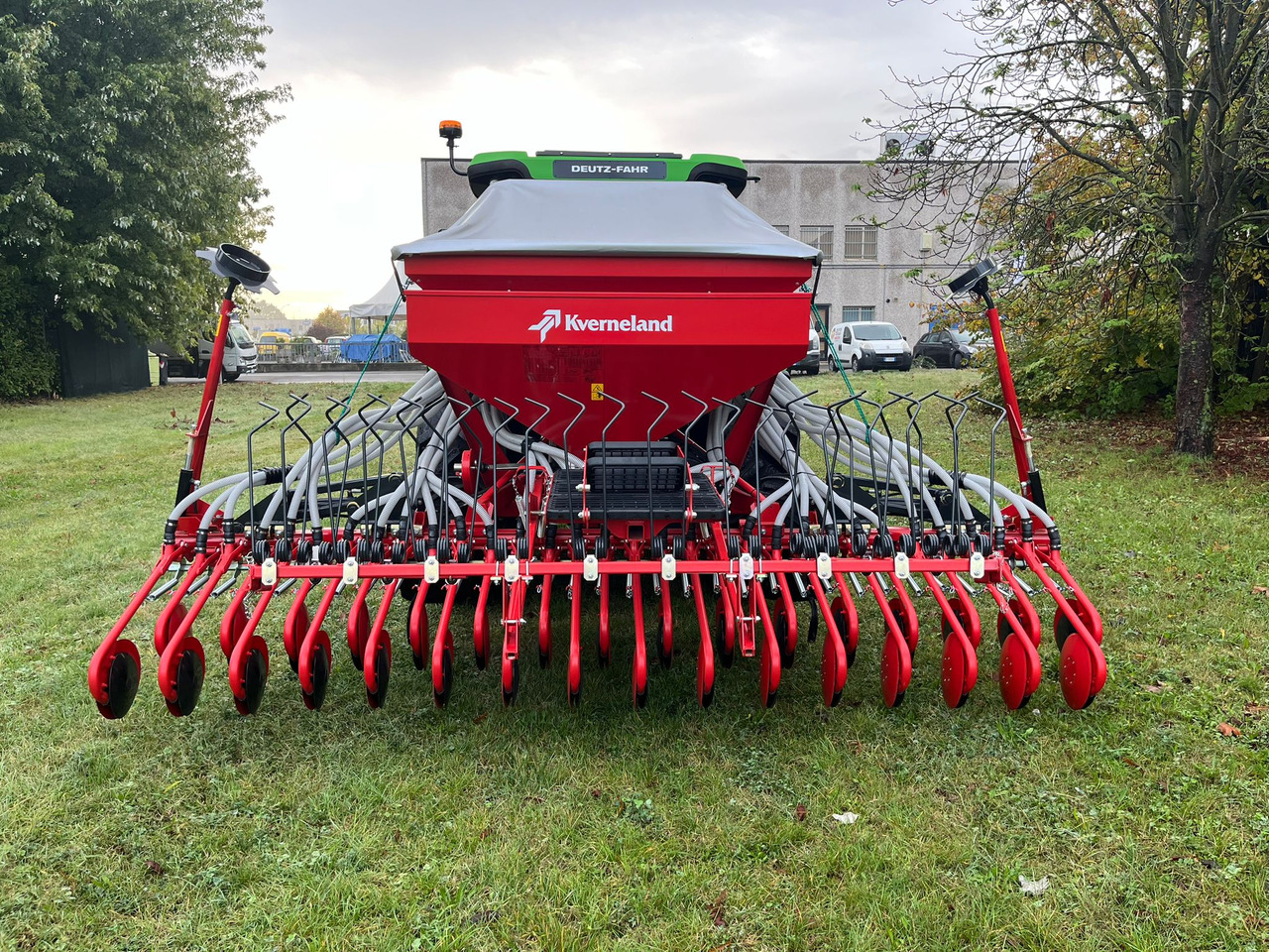 Seminatrice nuova Kverneland DL4 m-32 CX - Univerzálny sejací stroj: obrázok 5 Seminatrice nuova Kverneland DL4 m-32 CX - Univerzálny sejací stroj: obrázok 5