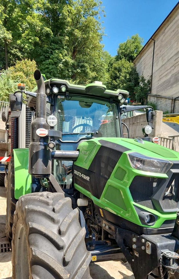 Trattore usato Deutz-Fahr 6125 C TTV - Traktor: obrázok 2 Trattore usato Deutz-Fahr 6125 C TTV - Traktor: obrázok 2