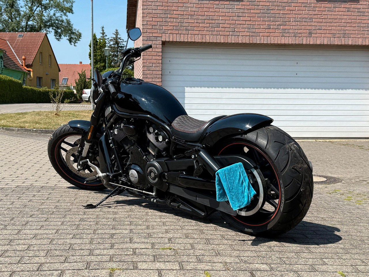 Harley-Davidson Night Rod - Motocykel: obrázok 2 Harley-Davidson Night Rod - Motocykel: obrázok 2