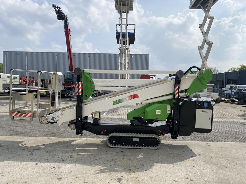 Comet Leopard 18, Spin Hoogwerker, 3 stuks - Pásová plošina: obrázok 5 Comet Leopard 18, Spin Hoogwerker, 3 stuks - Pásová plošina: obrázok 5