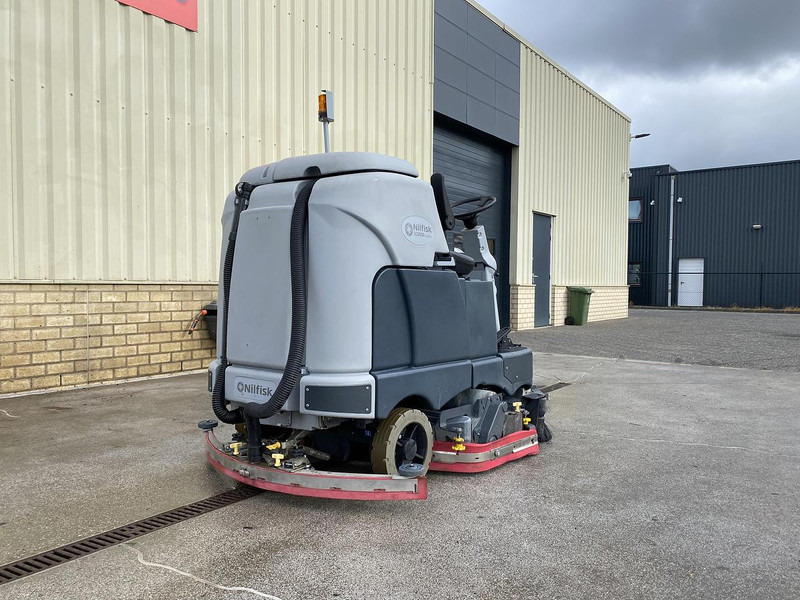 Nilfisk SC6500 1300C, Veeg- Schrobmachine - Podlahový umývací stroj: obrázok 2 Nilfisk SC6500 1300C, Veeg- Schrobmachine - Podlahový umývací stroj: obrázok 2
