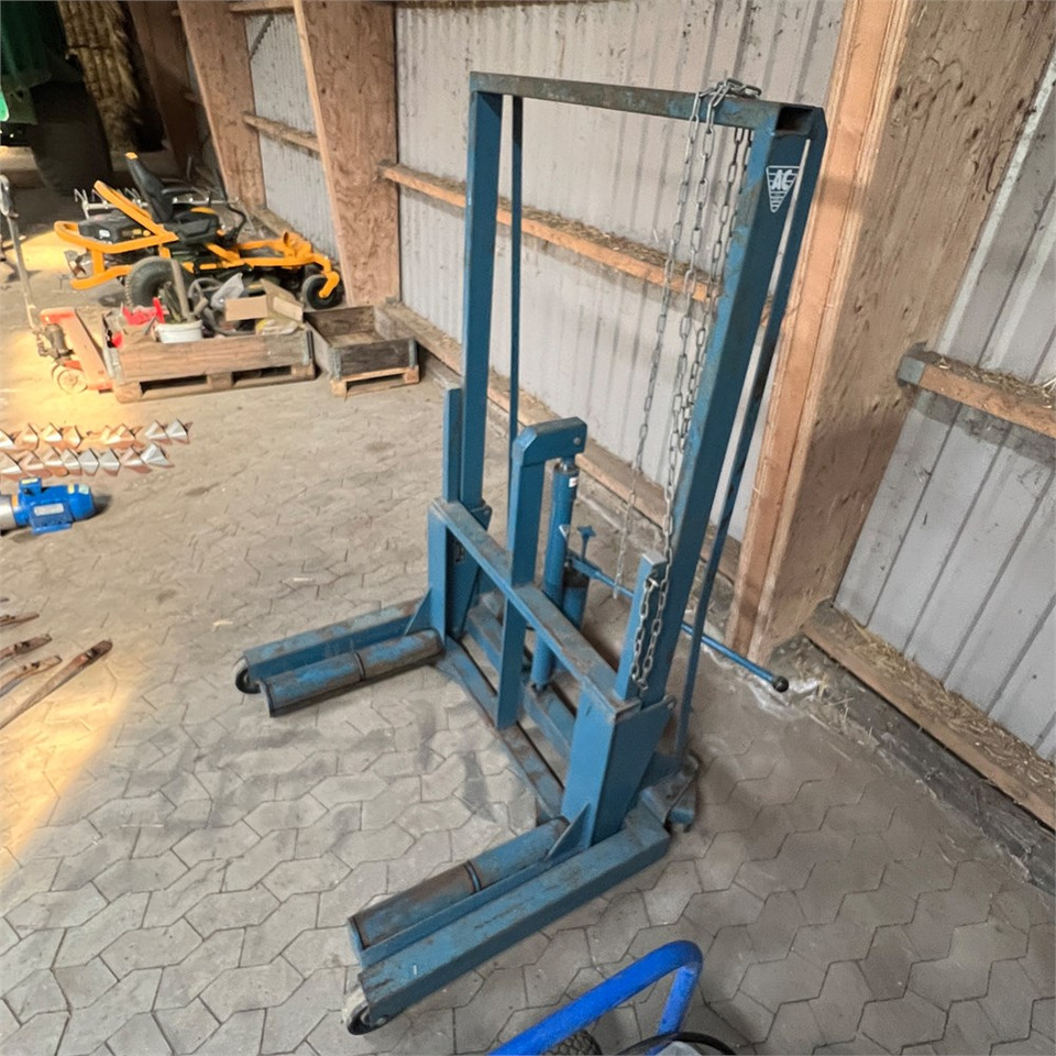 AC Hydraulic WT 1000 - Obrábací stroj: obrázok 2 AC Hydraulic WT 1000 - Obrábací stroj: obrázok 2
