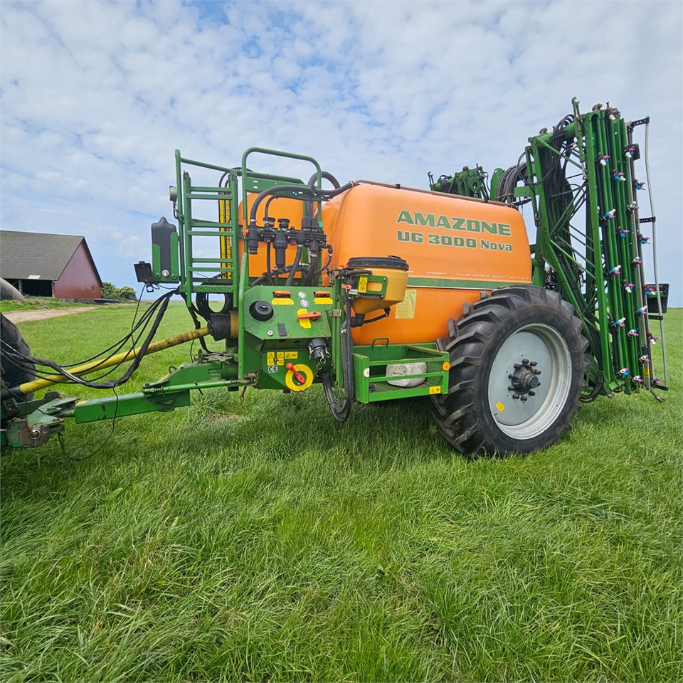 Amazone UG 3000 Nova - Postrekovač: obrázok 1 Amazone UG 3000 Nova - Postrekovač: obrázok 1