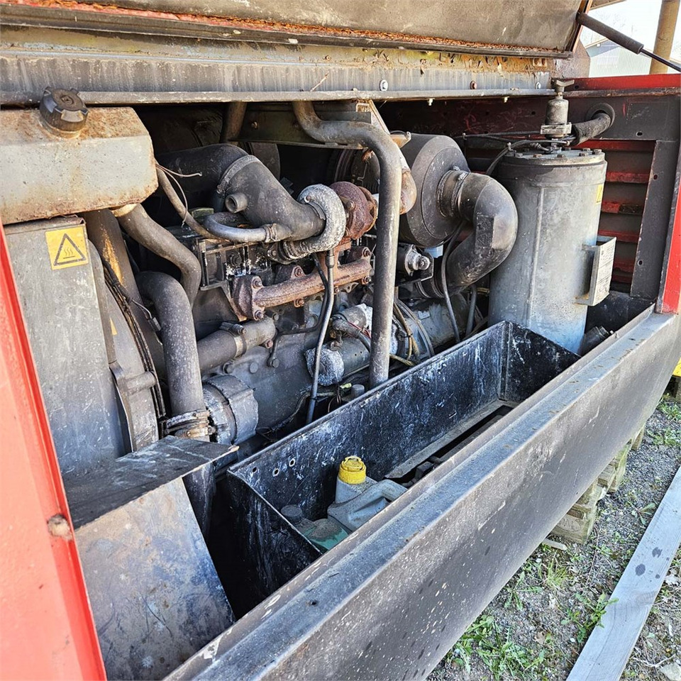 Atlas Copco XAS 146 - Vzduchový kompresor: obrázok 3 Atlas Copco XAS 146 - Vzduchový kompresor: obrázok 3