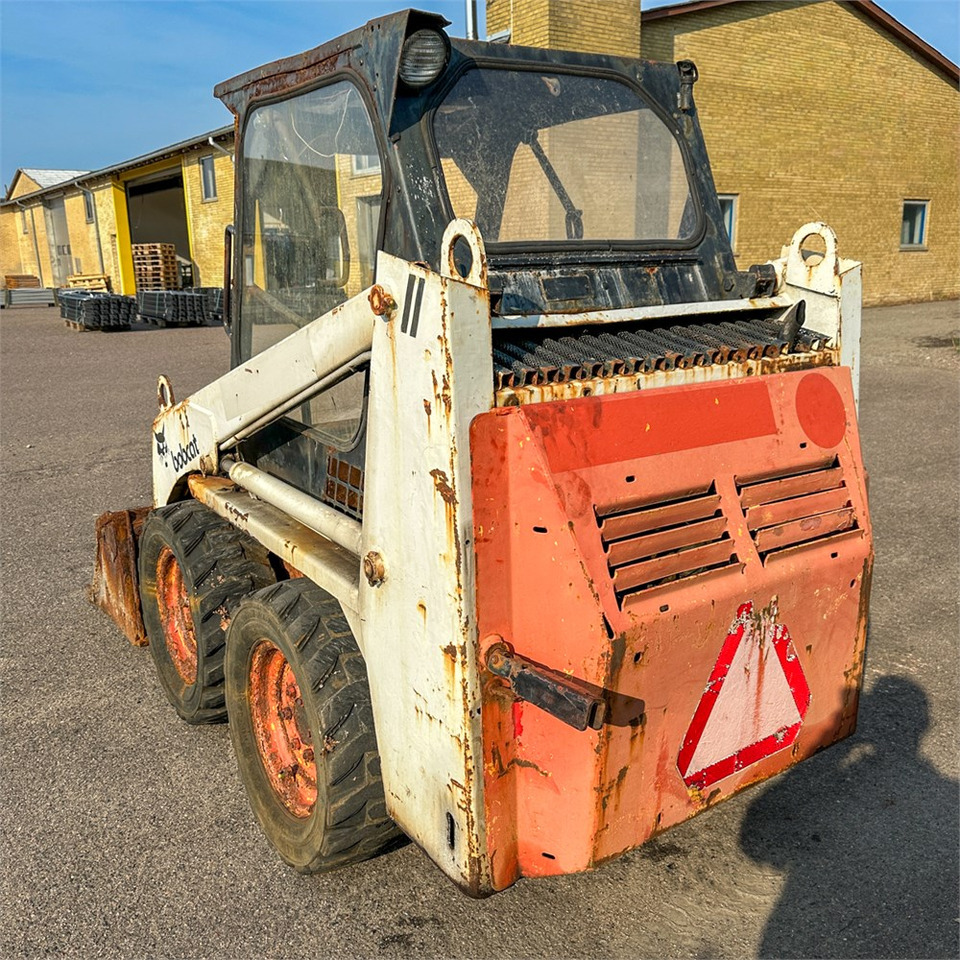 Bobcat 543 - Šmykom riadený nakladač: obrázok 3 Bobcat 543 - Šmykom riadený nakladač: obrázok 3