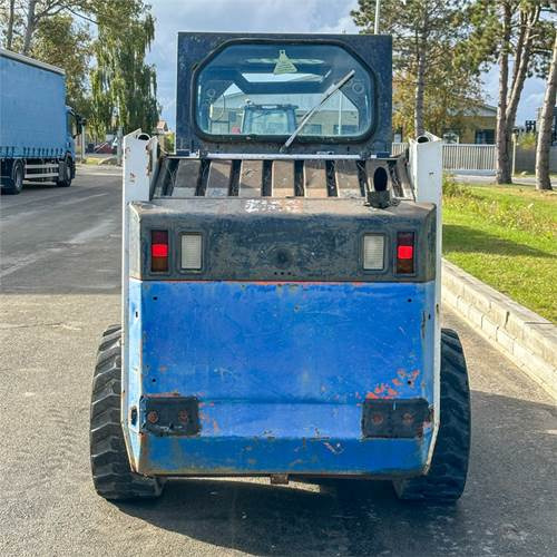 Bobcat 753 - Šmykom riadený nakladač: obrázok 5 Bobcat 753 - Šmykom riadený nakladač: obrázok 5