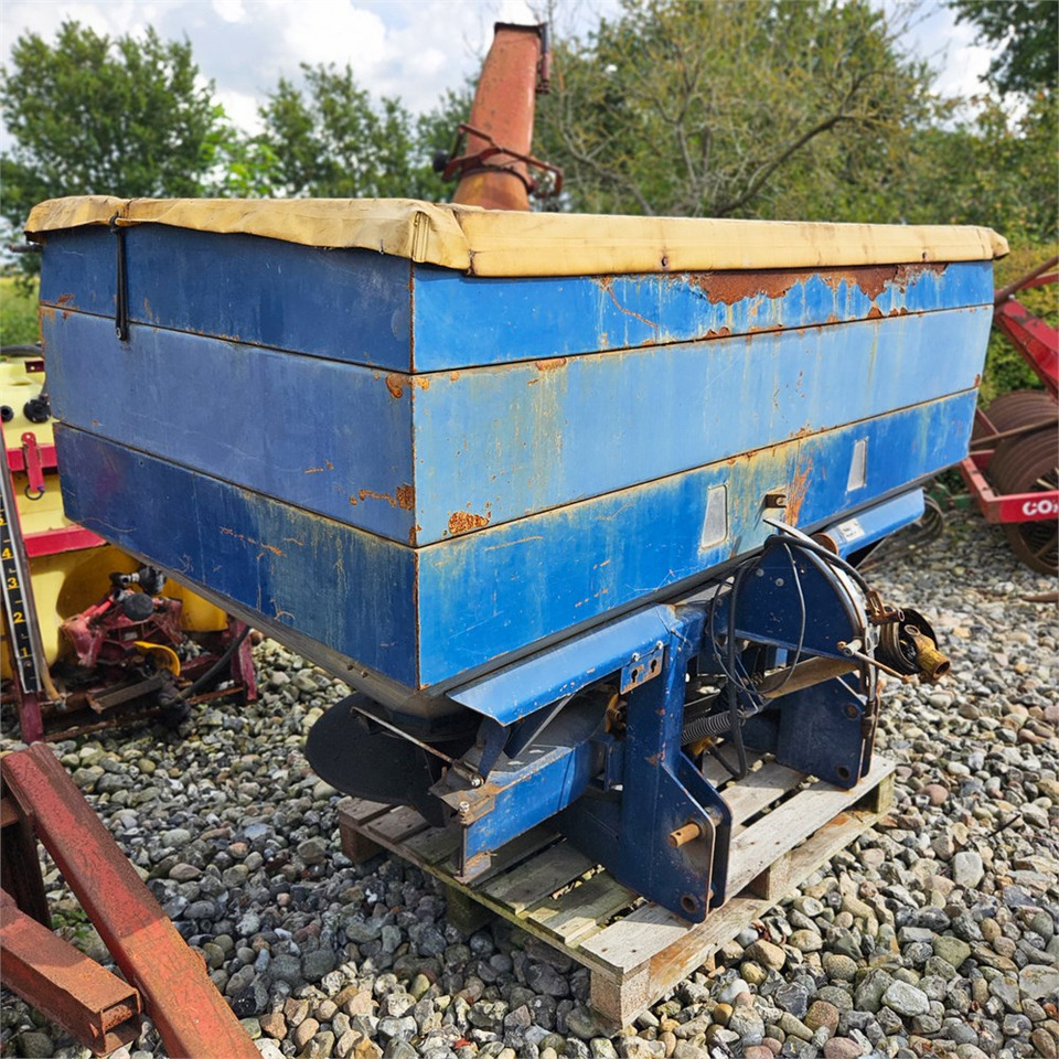 Bogballe E 1500 - Technika pro aplikaci hnoja: obrázok 1 Bogballe E 1500 - Technika pro aplikaci hnoja: obrázok 1