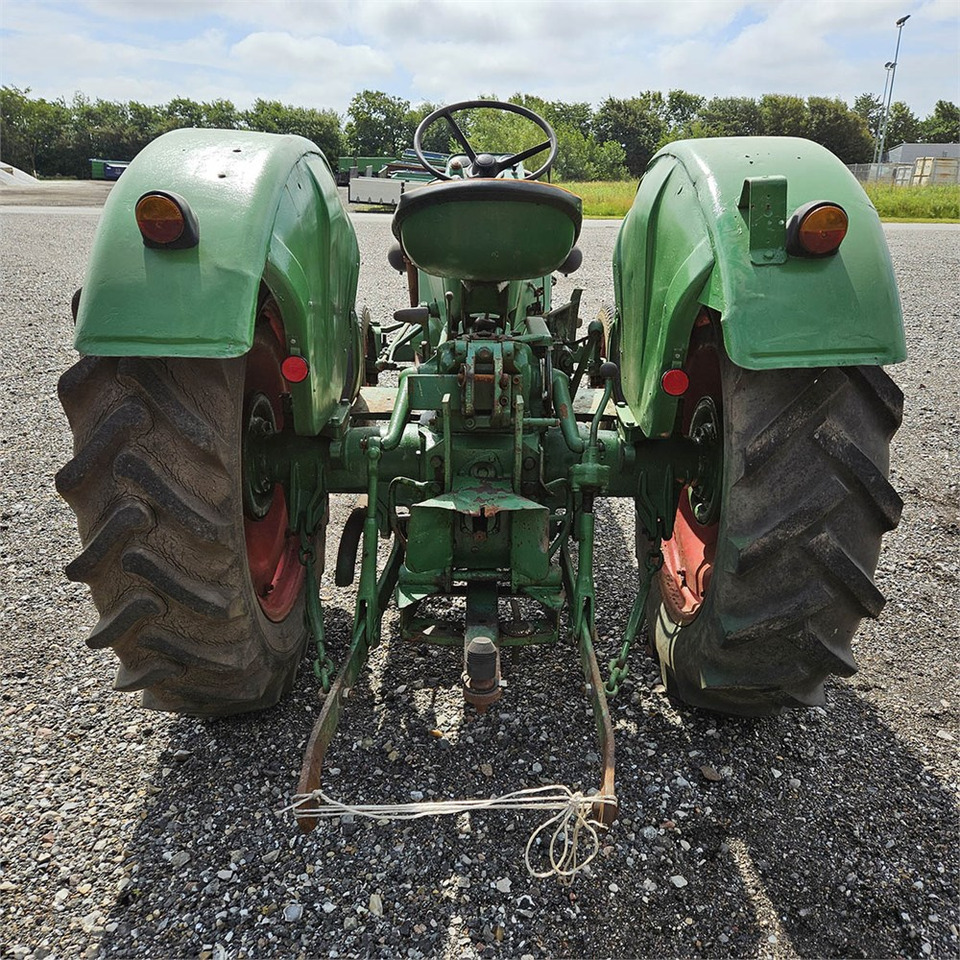 Deutz D4005 - Traktor: obrázok 5 Deutz D4005 - Traktor: obrázok 5