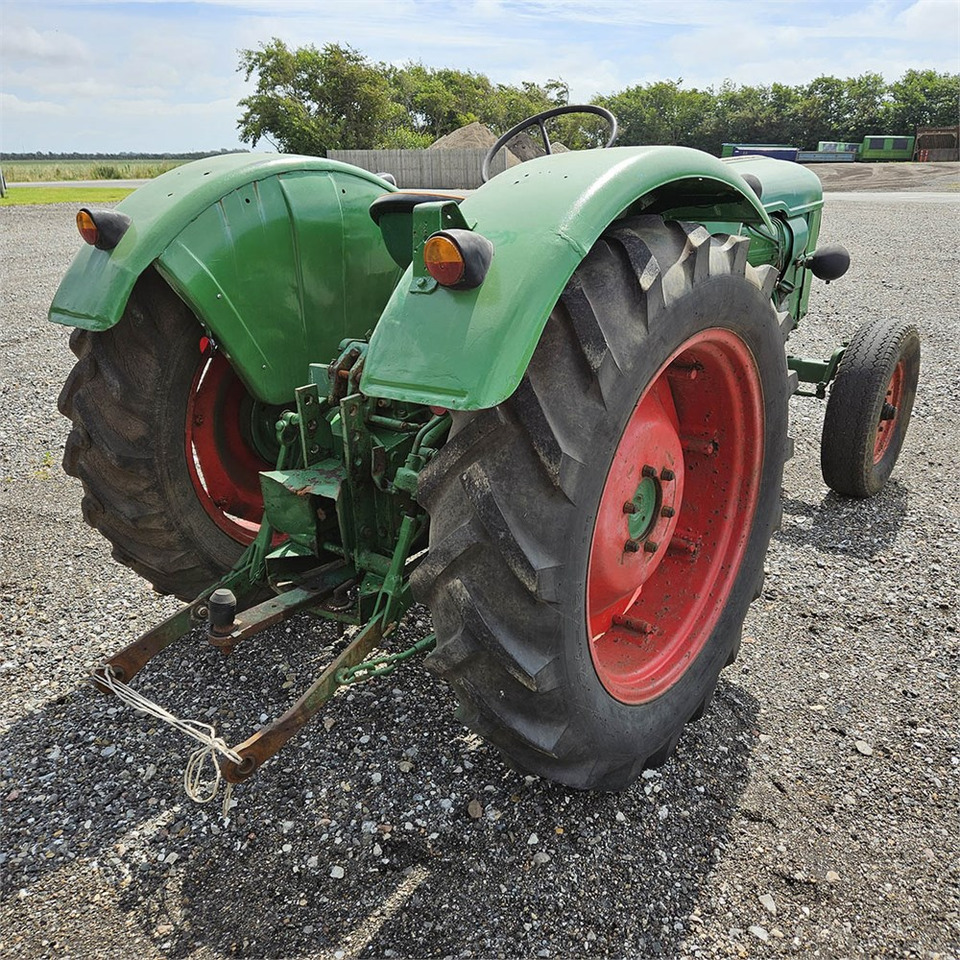 Deutz D4005 - Traktor: obrázok 4 Deutz D4005 - Traktor: obrázok 4