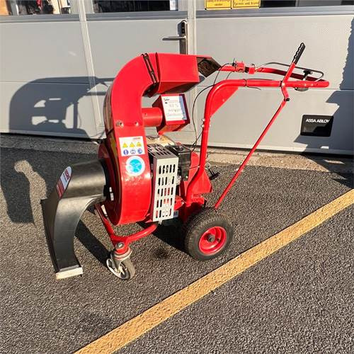 Echo Hurrican ES-400PIA - Čistiaca technika: obrázok 1 Echo Hurrican ES-400PIA - Čistiaca technika: obrázok 1