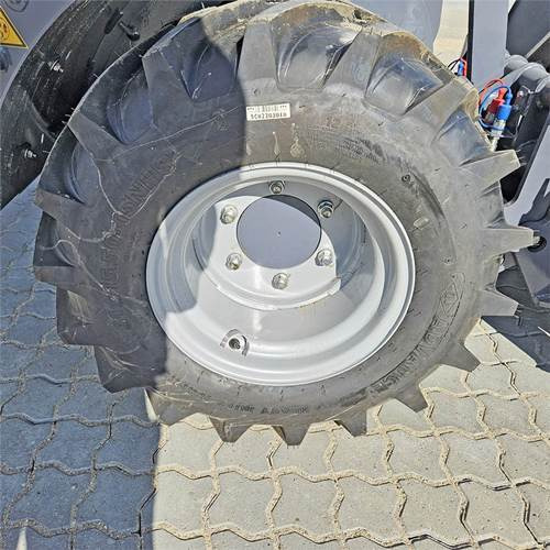 Leasing Eurotrack W12 MS-2 Eurotrack W12 MS-2: obrázok 24 Leasing Eurotrack W12 MS-2 Eurotrack W12 MS-2: obrázok 24