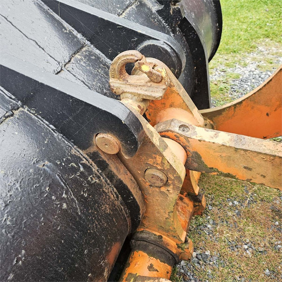 Kolesový nakladač Fiat-Hitachi W80 H: obrázok 43 Kolesový nakladač Fiat-Hitachi W80 H: obrázok 43