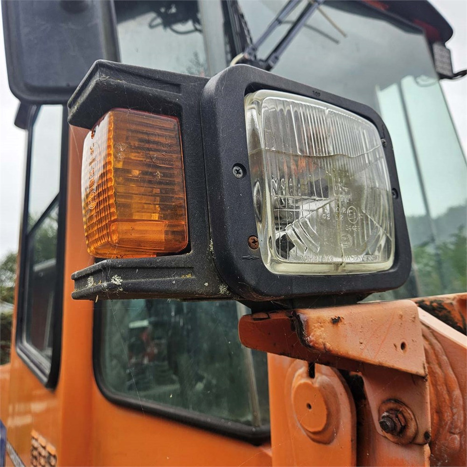 Kolesový nakladač Fiat-Hitachi W80 H: obrázok 23 Kolesový nakladač Fiat-Hitachi W80 H: obrázok 23