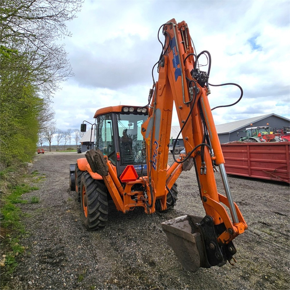Fiat-Kobelco B200 4PS - Rýpadlo-nakladač: obrázok 5 Fiat-Kobelco B200 4PS - Rýpadlo-nakladač: obrázok 5