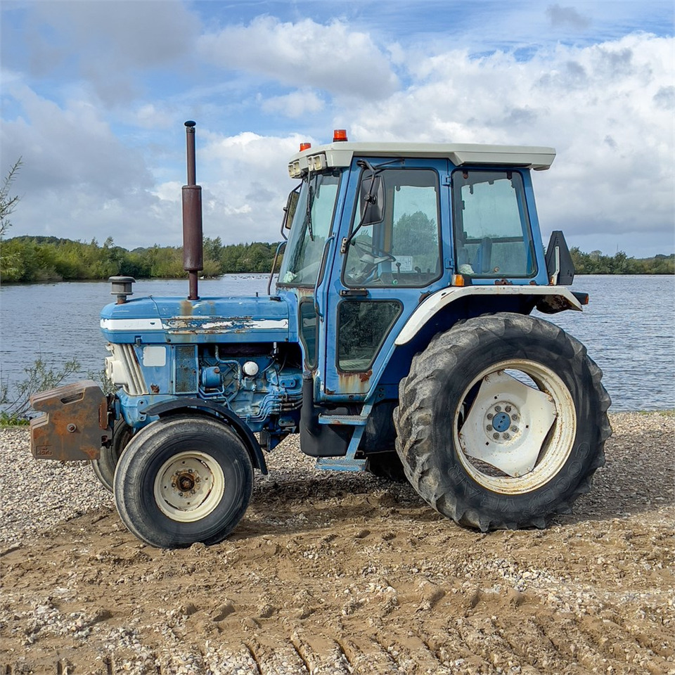 Ford 5610 - Traktor: obrázok 2 Ford 5610 - Traktor: obrázok 2