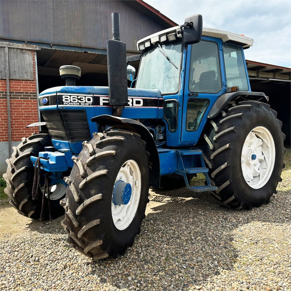 Ford 8630 - Traktor: obrázok 1 Ford 8630 - Traktor: obrázok 1
