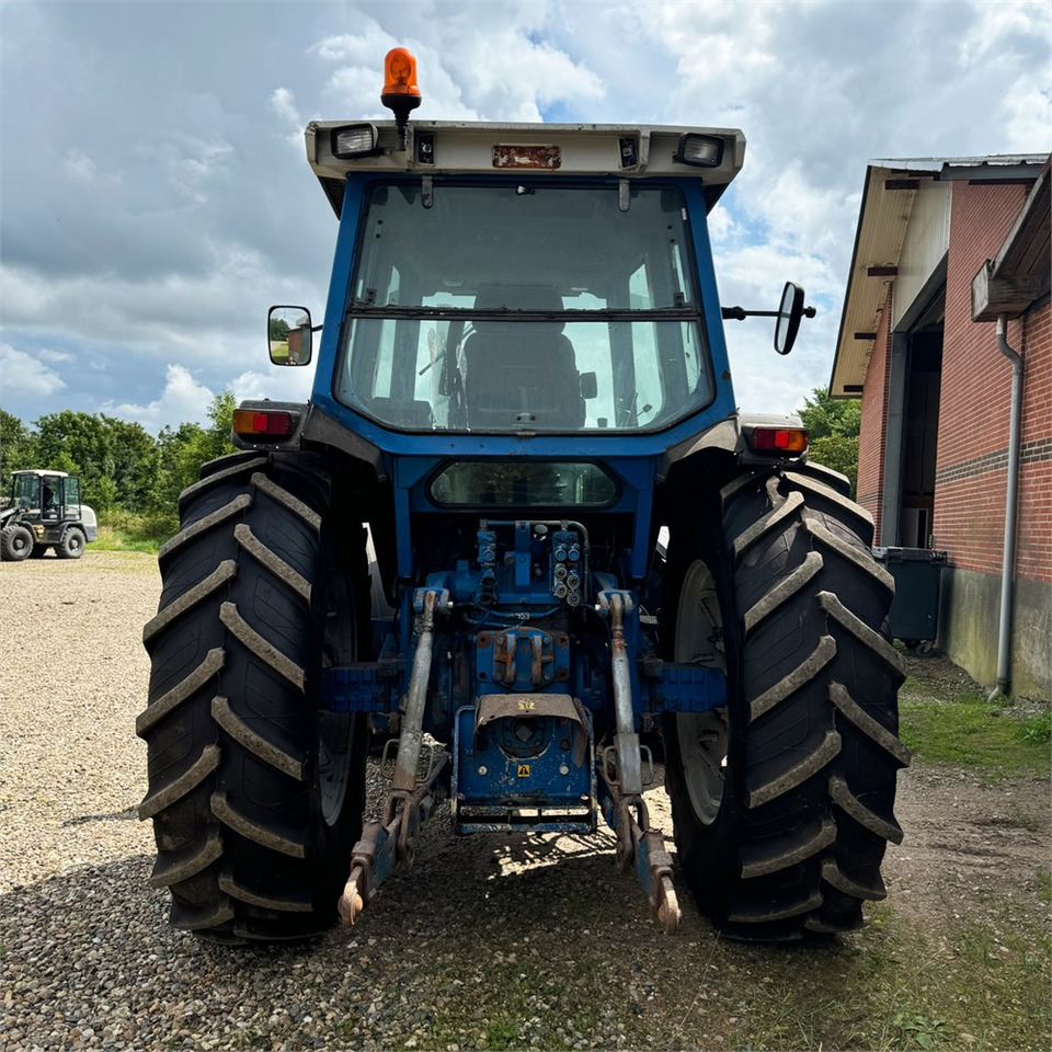Ford 8630 - Traktor: obrázok 3 Ford 8630 - Traktor: obrázok 3