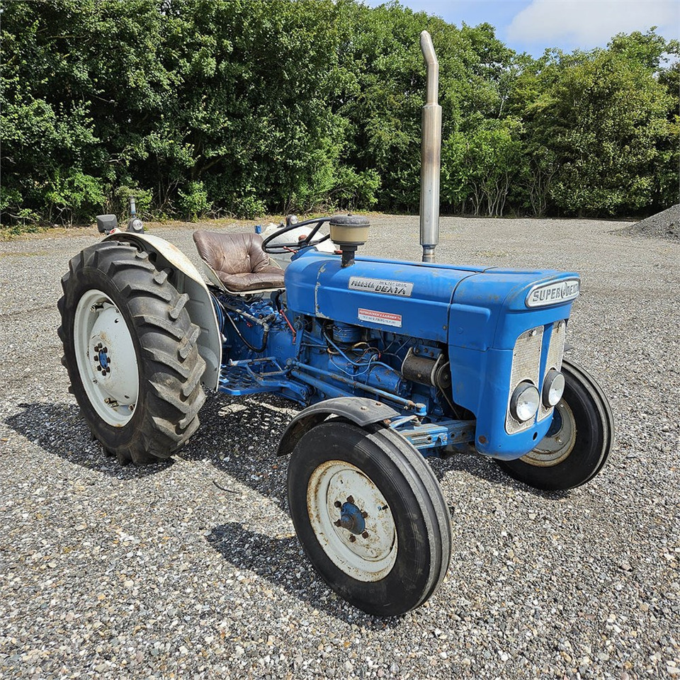 Fordson Super Dexta - Traktor: obrázok 1 Fordson Super Dexta - Traktor: obrázok 1