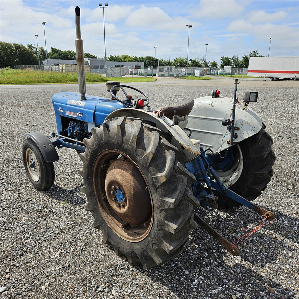 Fordson Super Dexta - Traktor: obrázok 5 Fordson Super Dexta - Traktor: obrázok 5