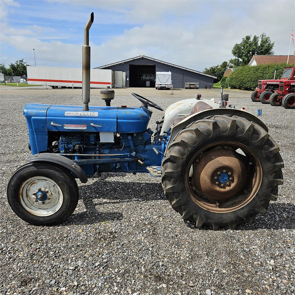 Fordson Super Dexta - Traktor: obrázok 4 Fordson Super Dexta - Traktor: obrázok 4
