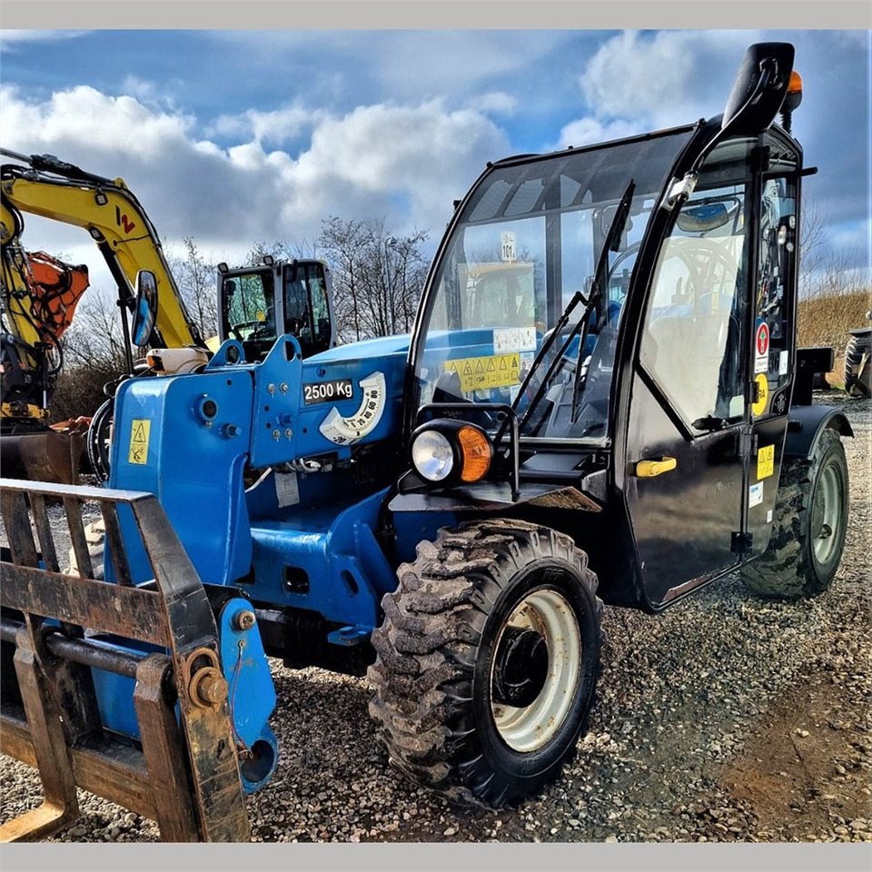 Genie GTH-2506 - Teleskopický nakladač: obrázok 5 Genie GTH-2506 - Teleskopický nakladač: obrázok 5