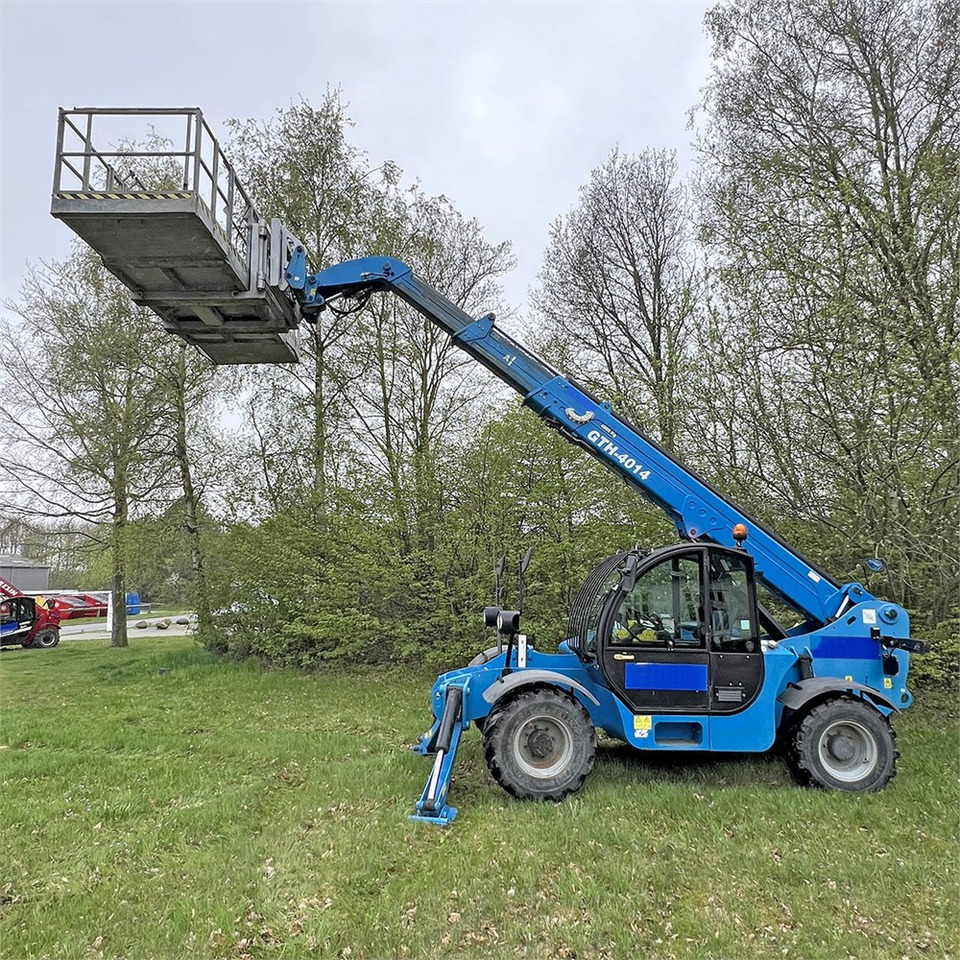Genie GTH-4014 - Teleskopický nakladač: obrázok 3 Genie GTH-4014 - Teleskopický nakladač: obrázok 3