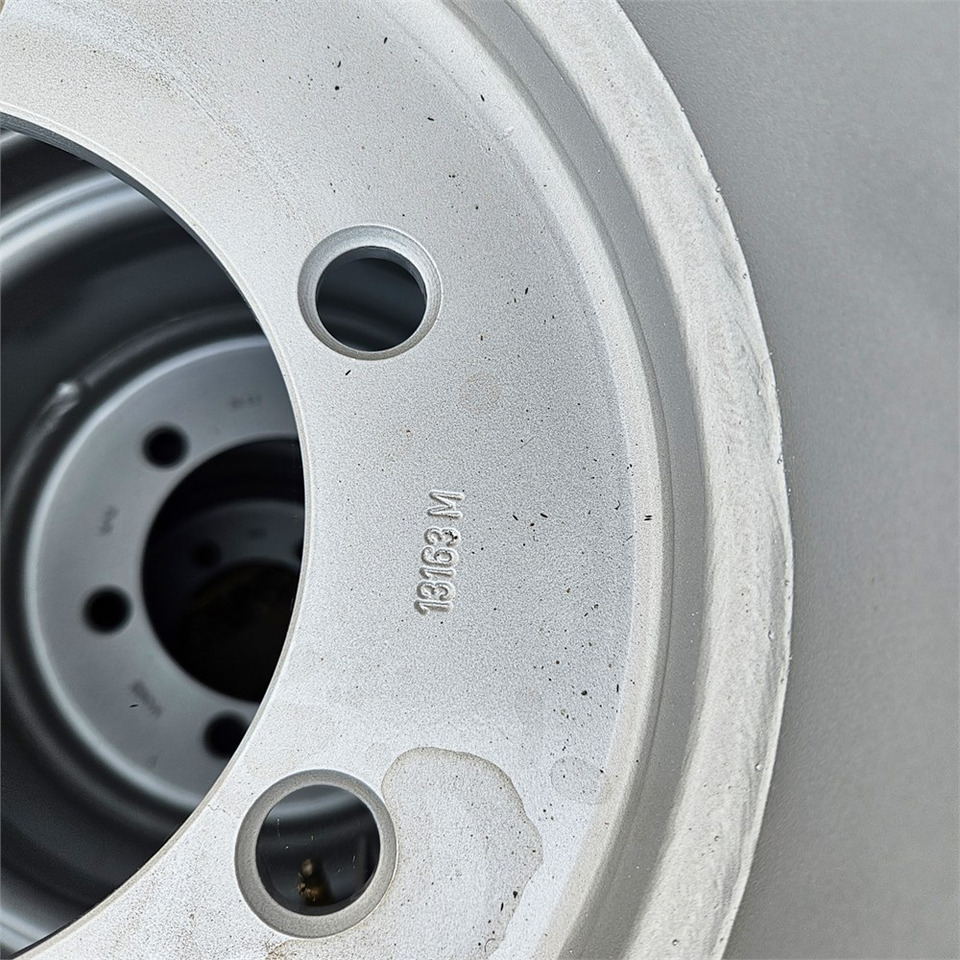 Kompletné koleso pre Stavebné stroje Giant 31X15,5-15: obrázok 8