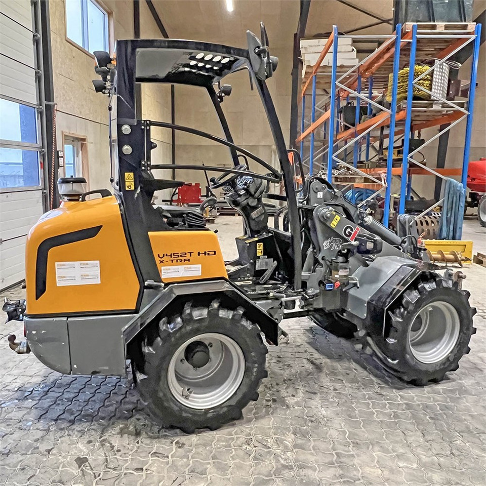 Giant V452T X-Tra HD - Kolesový nakladač: obrázok 5 Giant V452T X-Tra HD - Kolesový nakladač: obrázok 5