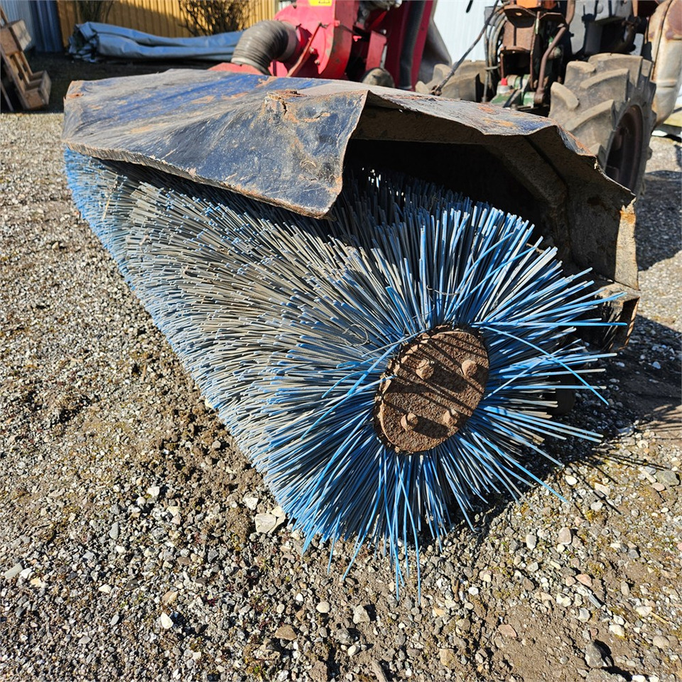 Goldoni L.128 *AB1* - Priemyselný zametací stroj: obrázok 5 Goldoni L.128 *AB1* - Priemyselný zametací stroj: obrázok 5