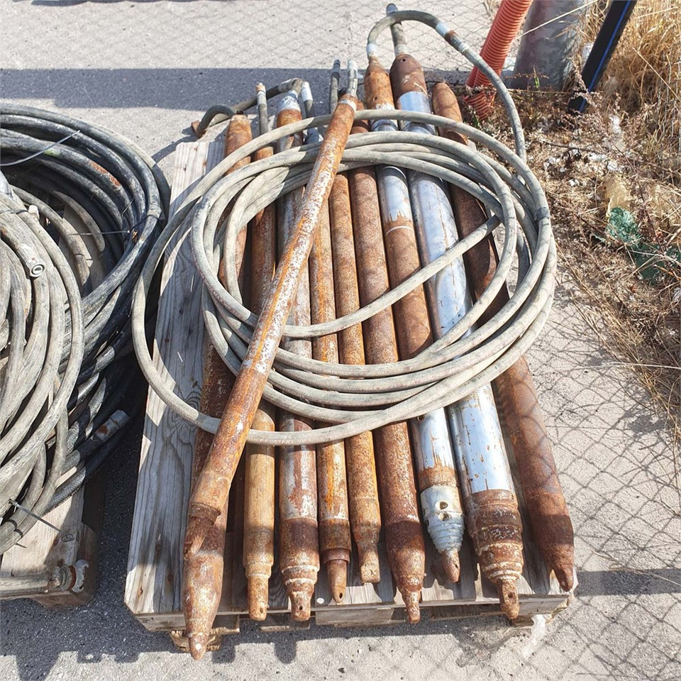 Grundomat 55 - 75 mm - Stavebné zariadenia: obrázok 2 Grundomat 55 - 75 mm - Stavebné zariadenia: obrázok 2