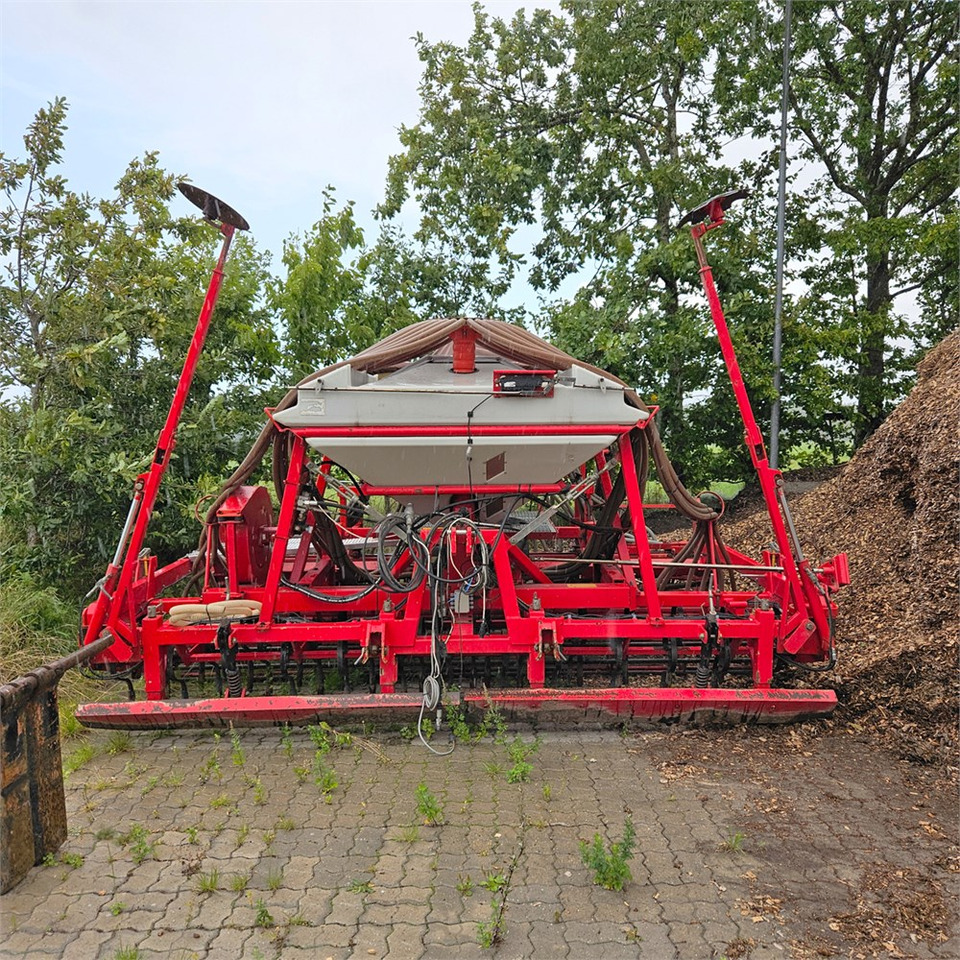 HE-VA Combi-Dan 3000 - Sejací stroj: obrázok 5 HE-VA Combi-Dan 3000 - Sejací stroj: obrázok 5