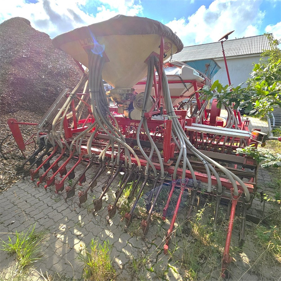 HE-VA Combi-Dan 3000 - Sejací stroj: obrázok 3 HE-VA Combi-Dan 3000 - Sejací stroj: obrázok 3