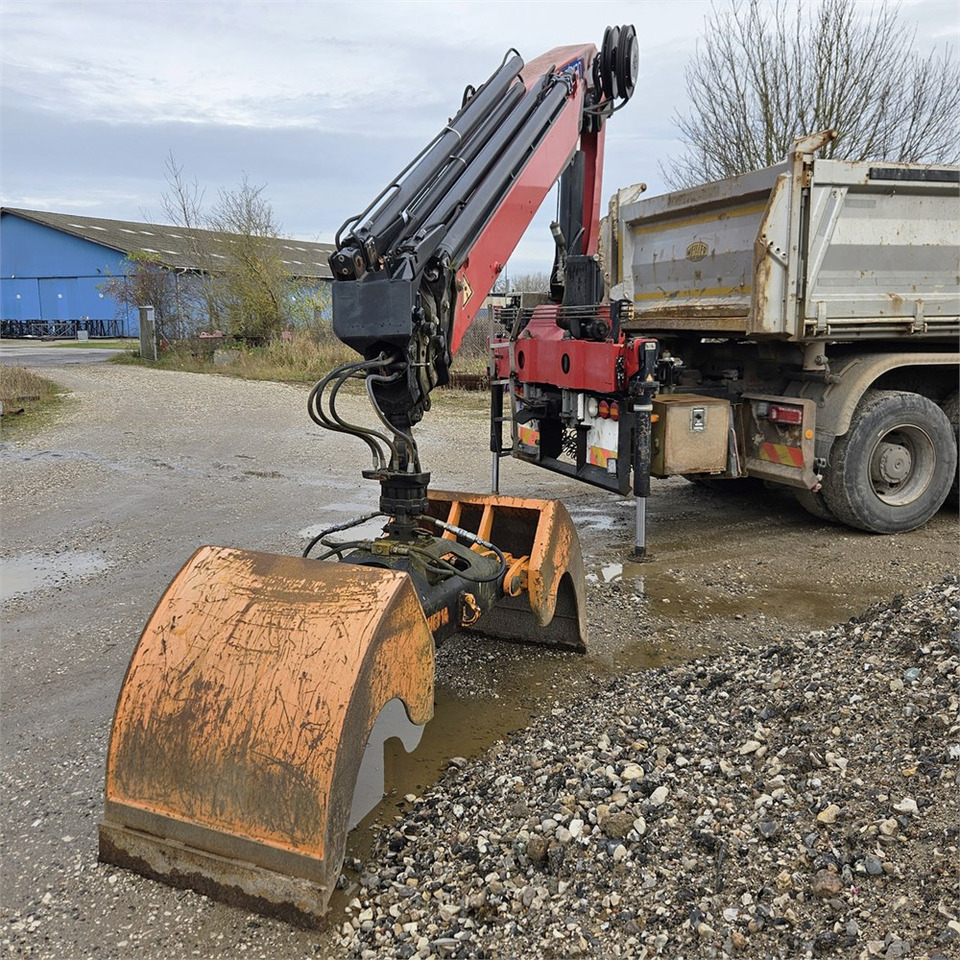 HMF 2120K-4 RC - Hydraulická ruka: obrázok 2 HMF 2120K-4 RC - Hydraulická ruka: obrázok 2