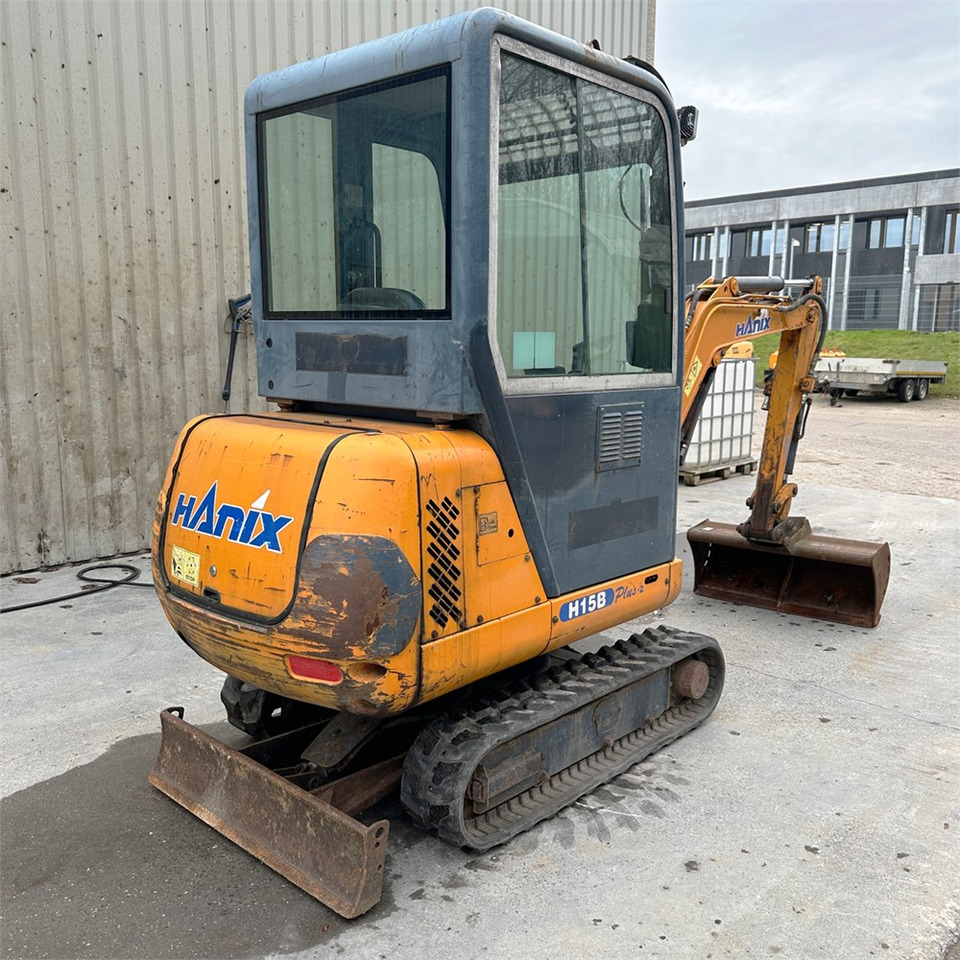 Hanix H15B - Mini rýpadlo: obrázok 5 Hanix H15B - Mini rýpadlo: obrázok 5